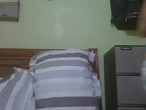 Snapshot of Sexyjenny4u chatting on 05/18/26, 08:47 Sexyjenny4u online show from 05/18/26, 08:47