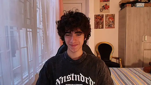 Nude Boy18 online show from 11/01/25, 10:12