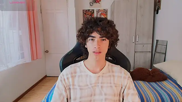 Nude Boy18 online show from 01/13/26, 09:09