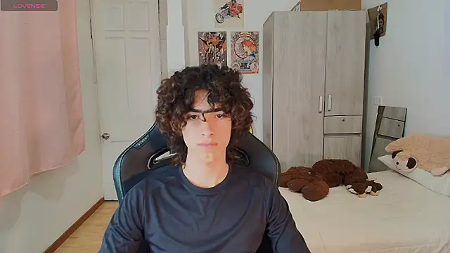 Nude Boy18 online show from 03/18/26, 03:09