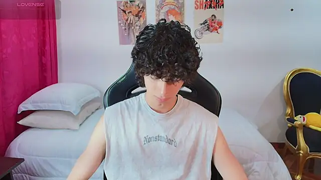 Nude Boy18 online show from 07/19/26, 01:09