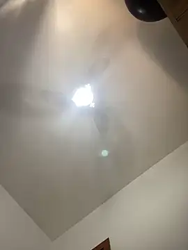 lucioliveira online show from 02/08/26, 02:42