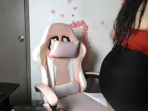 sophiadaza666 online show from 04/05/26, 12:30