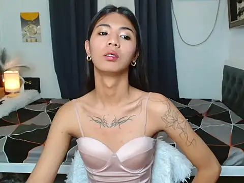 carawang online show from 10/08/25, 02:47