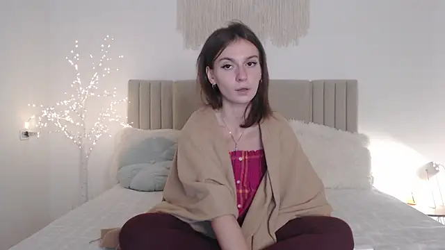 Snapshot of Little_mia__ chatting on 10/03/25, 08:50 Little mia   online show from 10/03/25, 08:50
