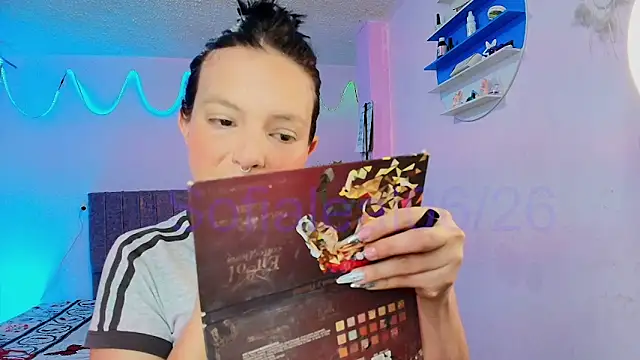 MiSofialeal online show from 06/03/26, 06:57