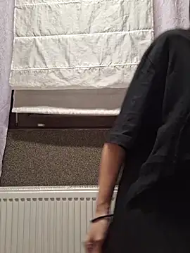 AllexyAle online show from 04/17/26, 09:40