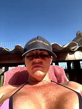 Deusasafada online show from 11/19/25, 06:19