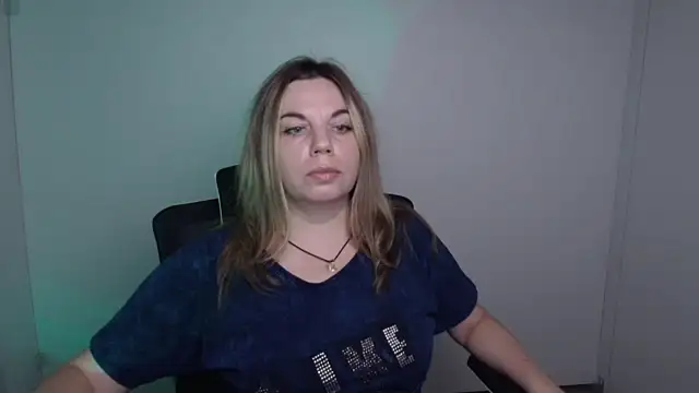 Snapshot of Jessica_Amore chatting on 09/09/25, 11:43 Jessica Amore online show from 09/09/25, 11:43