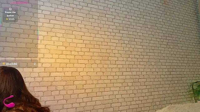 PhantomLace online show from 04/15/26, 05:36