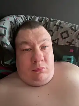 Snapshot of Tornado2007 chatting on 02/09/26, 12:42 Tornado2007 online show from 02/09/26, 12:42