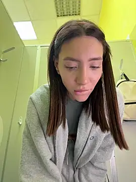 BallerinaCappuccino  online show from 04/08/26, 09:53