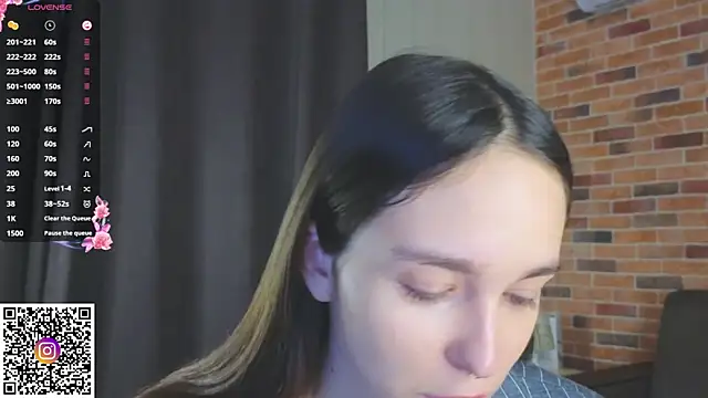 SoftieDream online show from 12/01/25, 06:18