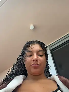 allybluee777 online show from 04/23/26, 12:29