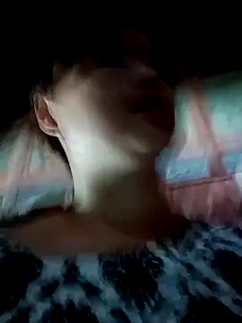 XoiXoi232 online show from 09/25/25, 03:32