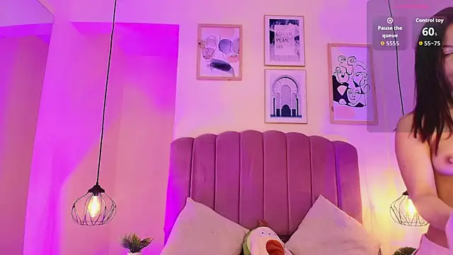 Isabelgh  online show from 10/08/25, 03:37