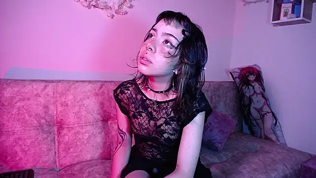 dark  nymph online show from 11/11/25, 11:54