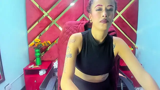 Kataleya Luck online show from 11/18/25, 03:45