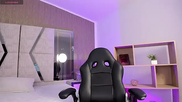 Axel grey  online show from 02/23/26, 12:57