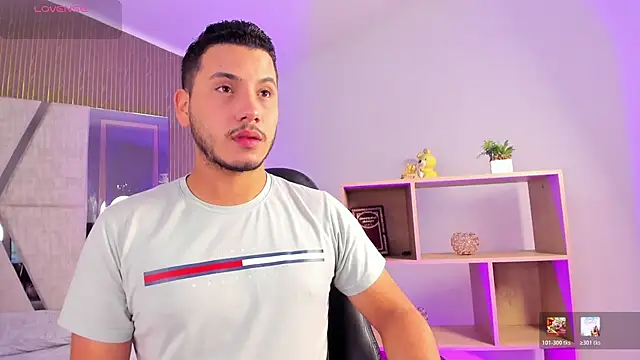 Axel grey  online show from 03/09/26, 12:42