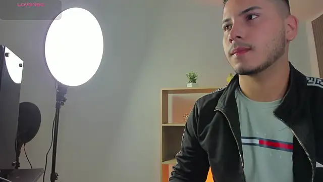 Axel grey  online show from 03/14/26, 12:21