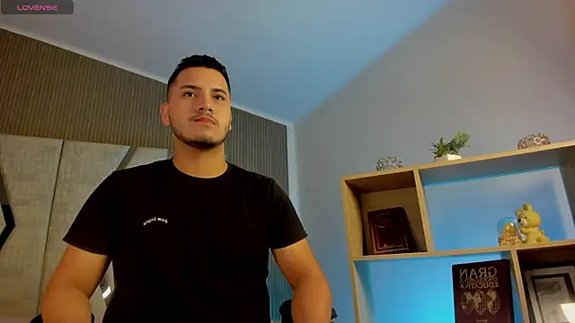 Axel grey  online show from 03/31/26, 12:27