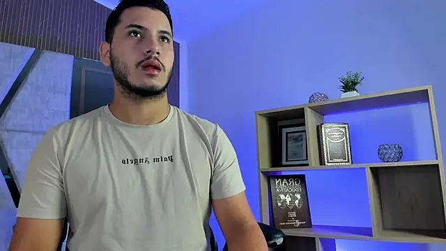 Axel grey  online show from 04/18/26, 12:31