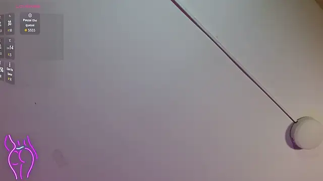 CYRUS TAY online show from 06/04/26, 12:44