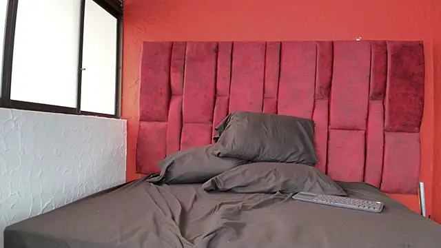 LilithVibe  online show from 12/19/25, 01:29