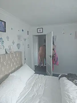 Angeldelightt online show from 10/27/25, 10:19