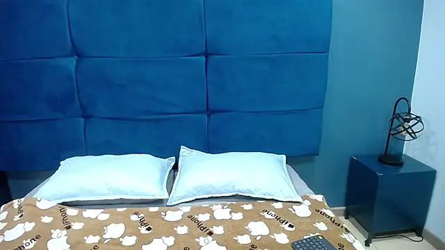 Snapshot of Jheampiiero chatting on 09/18/25, 01:13 Jheampiiero online show from 09/18/25, 01:13