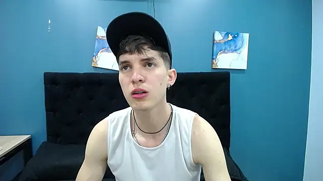 Snapshot of Jheampiiero chatting on 11/12/25, 02:39 Jheampiiero online show from 11/12/25, 02:39