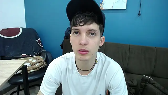 Snapshot of Jheampiiero chatting on 12/02/25, 01:17 Jheampiiero online show from 12/02/25, 01:17