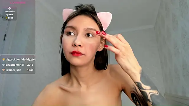 Snapshot of Amy_Loveme chatting on 09/27/25, 01:21 Amy Loveme online show from 09/27/25, 01:21