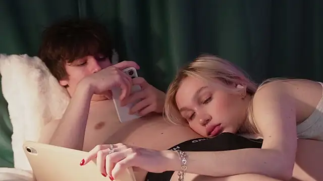 cuteleraay online show from 04/13/26, 06:57