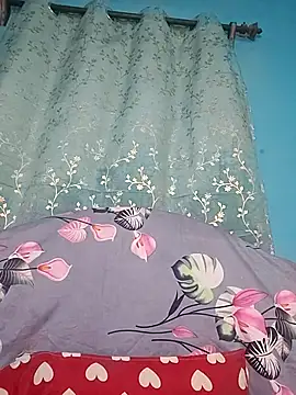 hornypriya696 online show from 09/24/25, 05:16