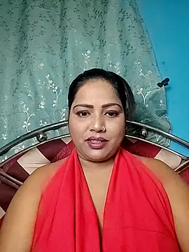 hornypriya696 online show from 12/01/25, 06:46