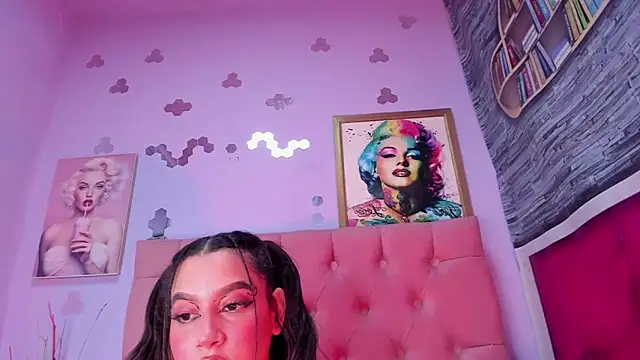 Megan Luxe online show from 01/10/26, 10:36