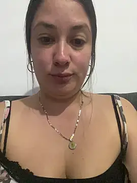 Snapshot of Abby-LS chatting on 06/07/26, 12:04 Abby-LS online show from 06/07/26, 12:04