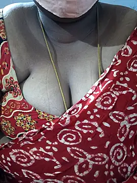 Snapshot of TAMIL_ELAKKIYA chatting on 02/05/26, 12:26 TAMIL ELAKKIYA online show from 02/05/26, 12:26