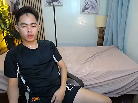 Snapshot of hot_8inchtwink chatting on 10/22/25, 11:15 hot 8inchtwink online show from 10/22/25, 11:15