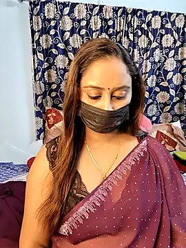 Cute-lusi online show from 11/23/25, 05:13