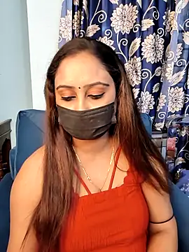 Cute-lusi online show from 12/05/25, 11:08