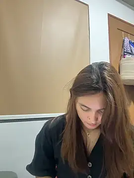 LanySylvia online show from 10/17/25, 03:14