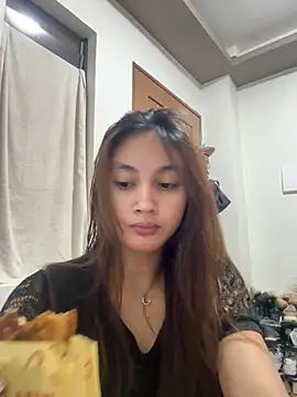 LanySylvia online show from 12/22/25, 05:43