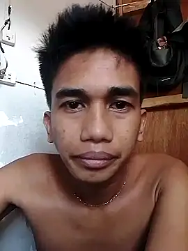 charlie0728 online show from 10/05/25, 10:51