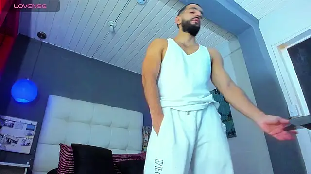 Yiyo10  online show from 03/20/26, 08:57