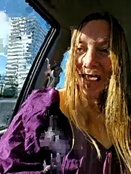 Snapshot of DutchButterfly chatting on 03/29/26, 09:09 DutchButterfly online show from 03/29/26, 09:09