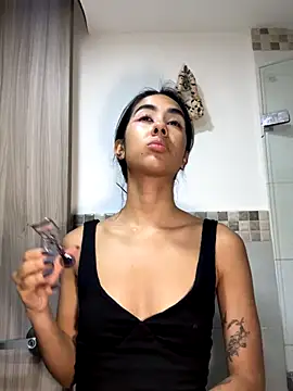 Kassie Collins online show from 11/21/25, 10:52