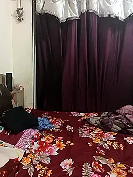 MEERAcle online show from 02/10/26, 04:44